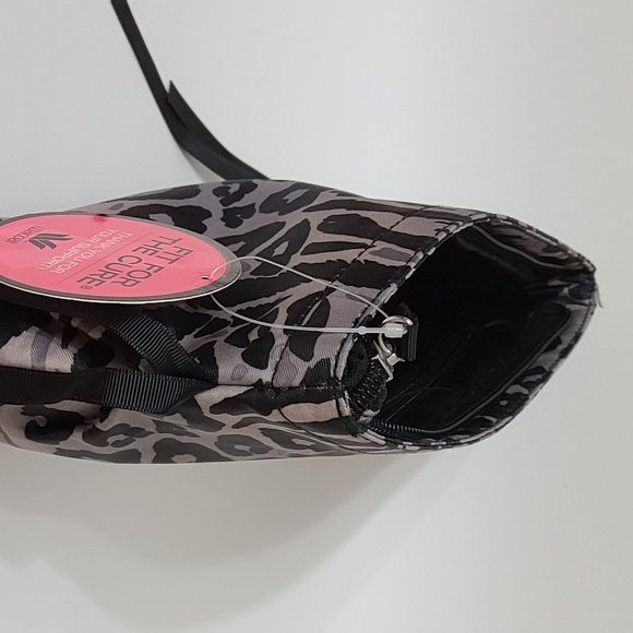 Wacoal Cosmetic, Make up bag New - Picture 2 of 3